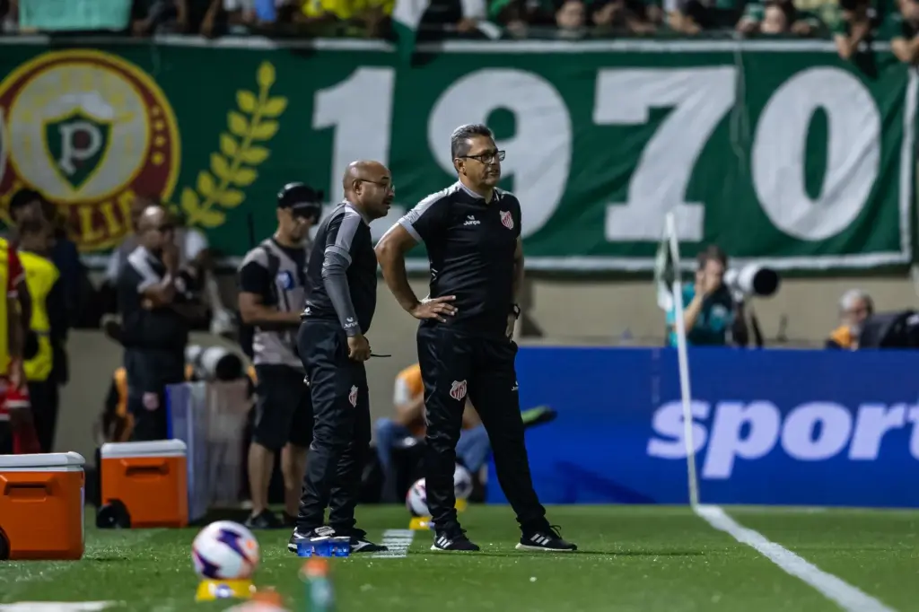 Capivariano confirma Élio Sizenando para o Paulistão