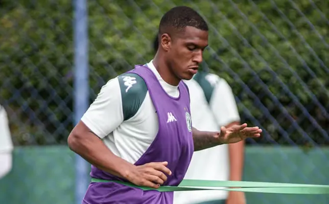 Série C: Guarani avança para renovar com Igor Pereira