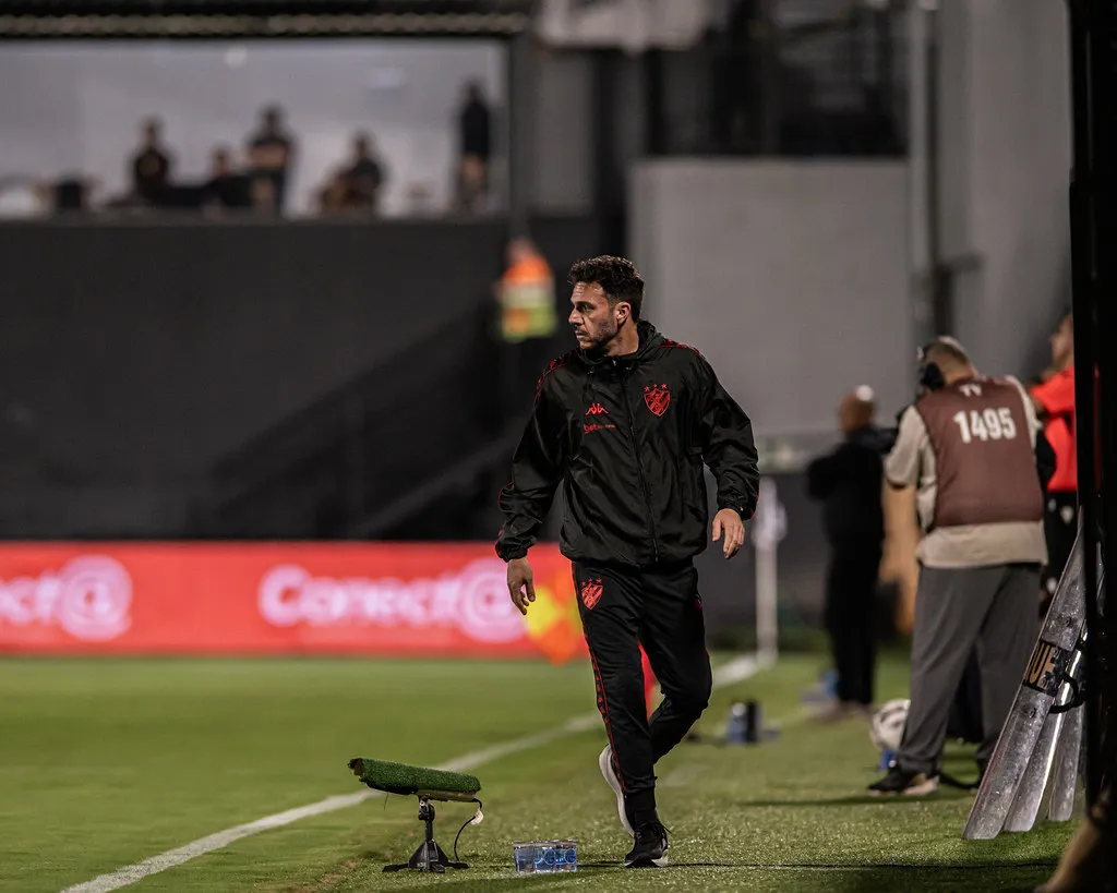 Técnico do Sport comemora vitória: “Partida complexa”