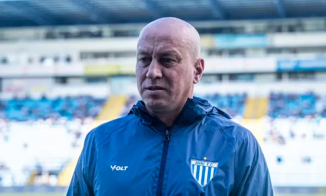 Avaí mantém salários atrasados e Marquinhos desabafa