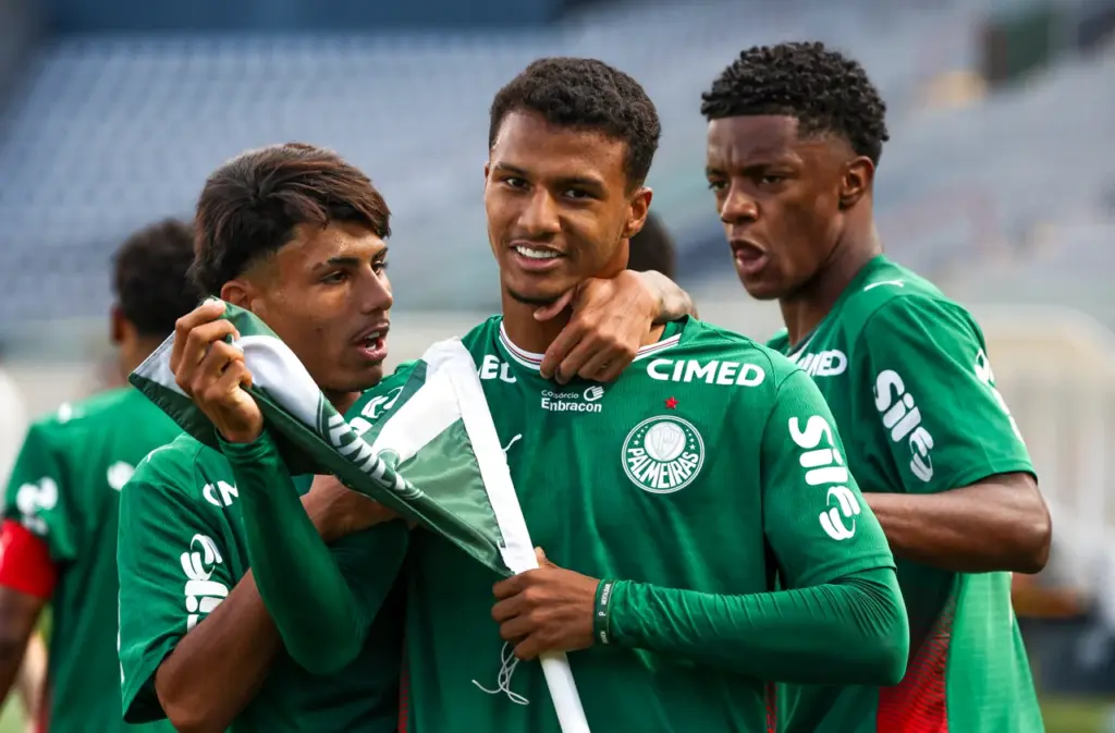 Palmeiras leva ataque de 21 gols às quartas do Sub-20