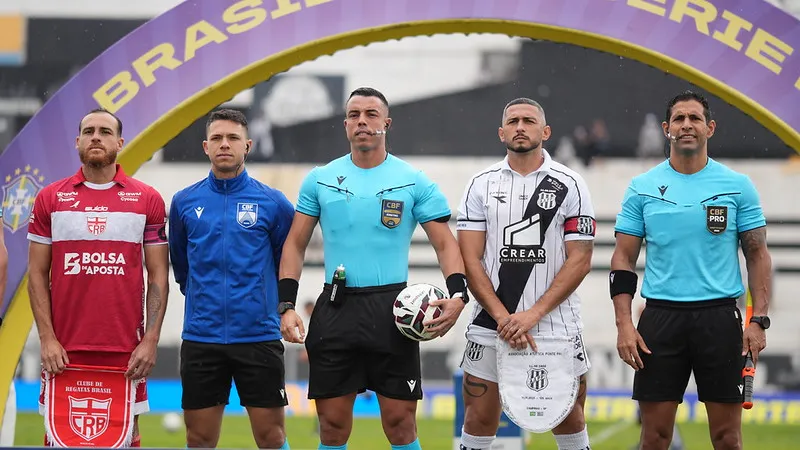 Ponte Preta vira pedra no sapato do G6 no returno da Série B