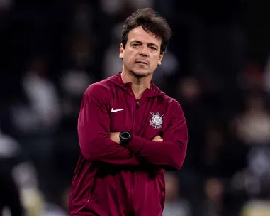 Corinthians demite Fernando Diniz após sétima derrota seguida
