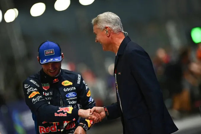 Verstappen admite surpresa com pole da sprint em Singapura