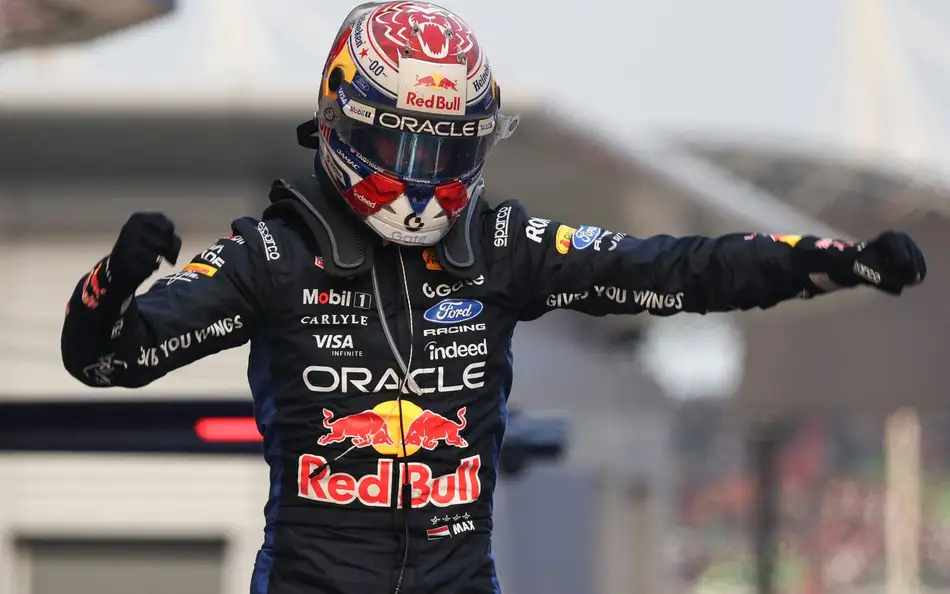 F1: Verstappen vence corrida Sprint em Singapura; Bortoleto abandona após batida